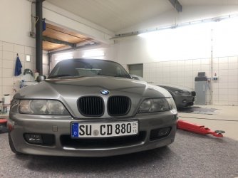 367383