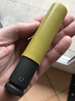 367800