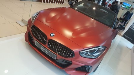 367866