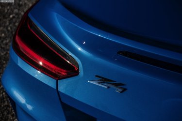 2019-BMW-Z4-sDrive20i-G29-Misano-Blau-M-Sportpaket-UK-18.jpg