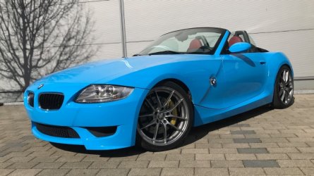 368971