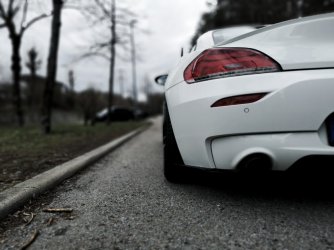 369664