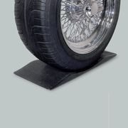 Tireshoes.jpg
