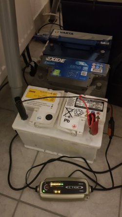 370437