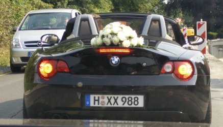 370609