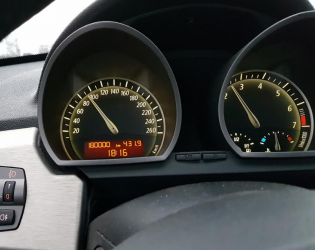 370775