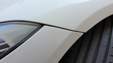 370926