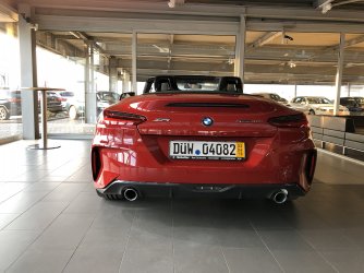 370953