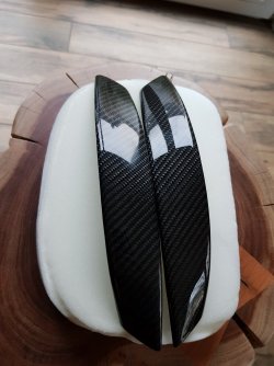 371815