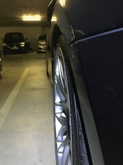 371842