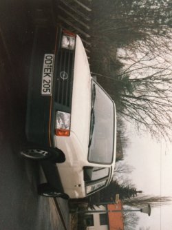 373055