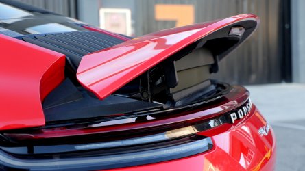 Porsche911_2019_992_IndischRot_04.jpg