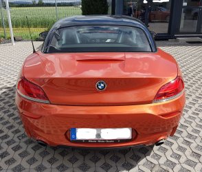 384722