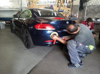 387573