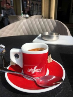 03_cafe .JPG