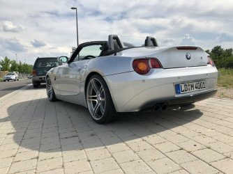 388599