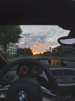 389152