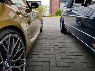 389782