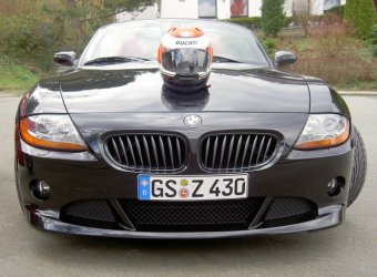 Gemischtes Doppel BMW Z4 3.0i und DUCATI 1098 013.jpg