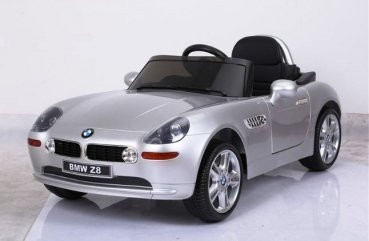 bmw-z8-kinderauto-silber-metallic-12v.JPG