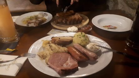 20191018_191548-1843x1037.jpg