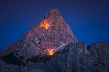 Sonnenwendfeuer  2.jpg