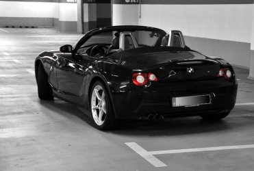 20080518_144-red&black-kl_zroadster.jpg