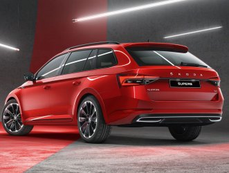 skoda-superb-combi-sportline-m62-exterior-02-mkz.jpg