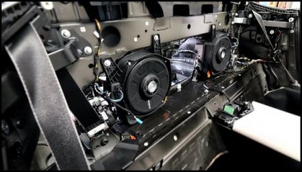 Woofer.jpg Woofer.jpg