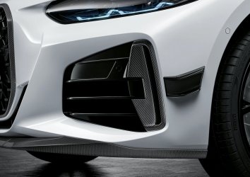 P90390687_highRes_the-all-new-bmw-4-se.jpg