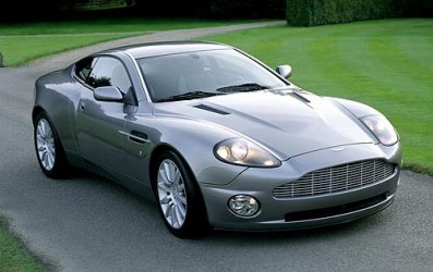 02.astonmartin.vanquish.f34.500.jpg