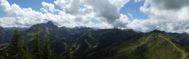 1040754_copy_2592x816.jpg