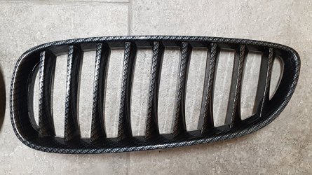 Z4 Niere Carbon rechts.jpg