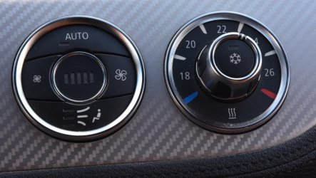 Temp rechts.JPG Temp rechts.JPG