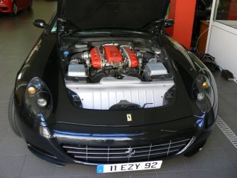 ferrari30.jpg
