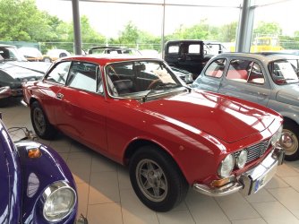 Bertone.JPG