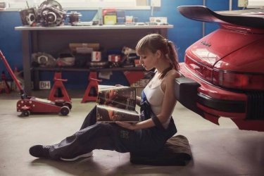 Porsche 1.jpg