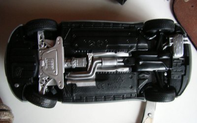 Z4 unten2.jpg Z4 unten2.jpg