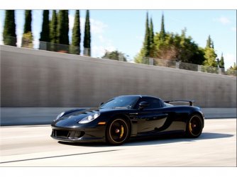 porsche_carrera_gt_in_motion_1-568-426.jpg