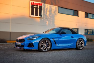 CRM12405.jpg