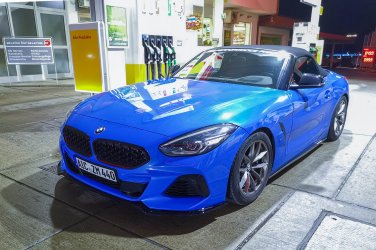 Z4-mit-Winterkomplettraeder.jpg Z4-mit-Winterkomplettraeder.jpg