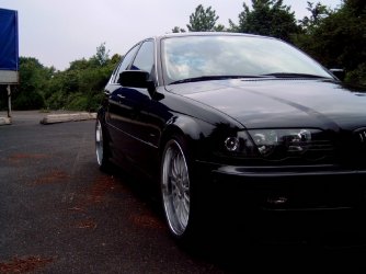 BMW3.jpg