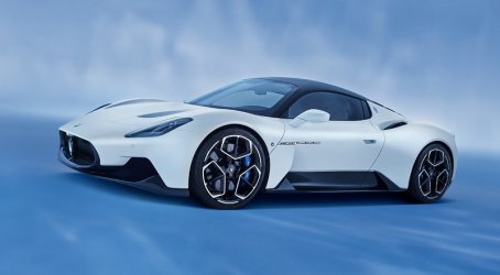 Maserati-MC20-2021-800-01.jpeg