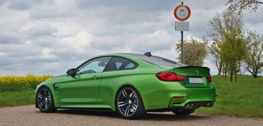 M4_Side_small_02.jpg