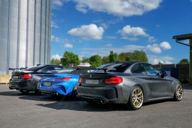 Z4-M40i-vs-2x-M2-2.jpg