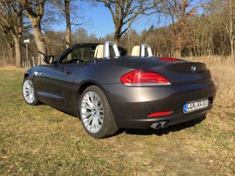 BMW-Z4-23i-E89.jpg