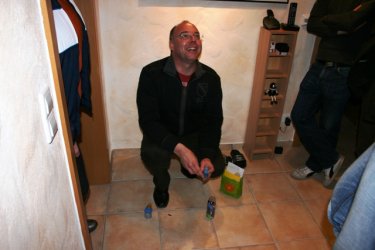 Knie MACHO.JPG