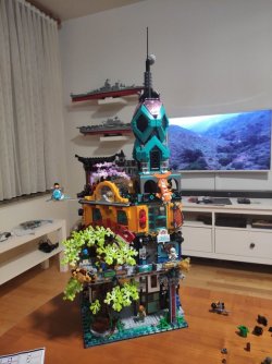 Ninjago.jpg
