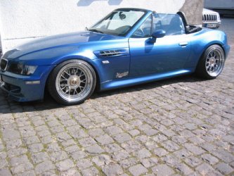 z3 blau.jpg