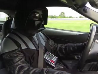 Darth Vader BMW klein.jpg